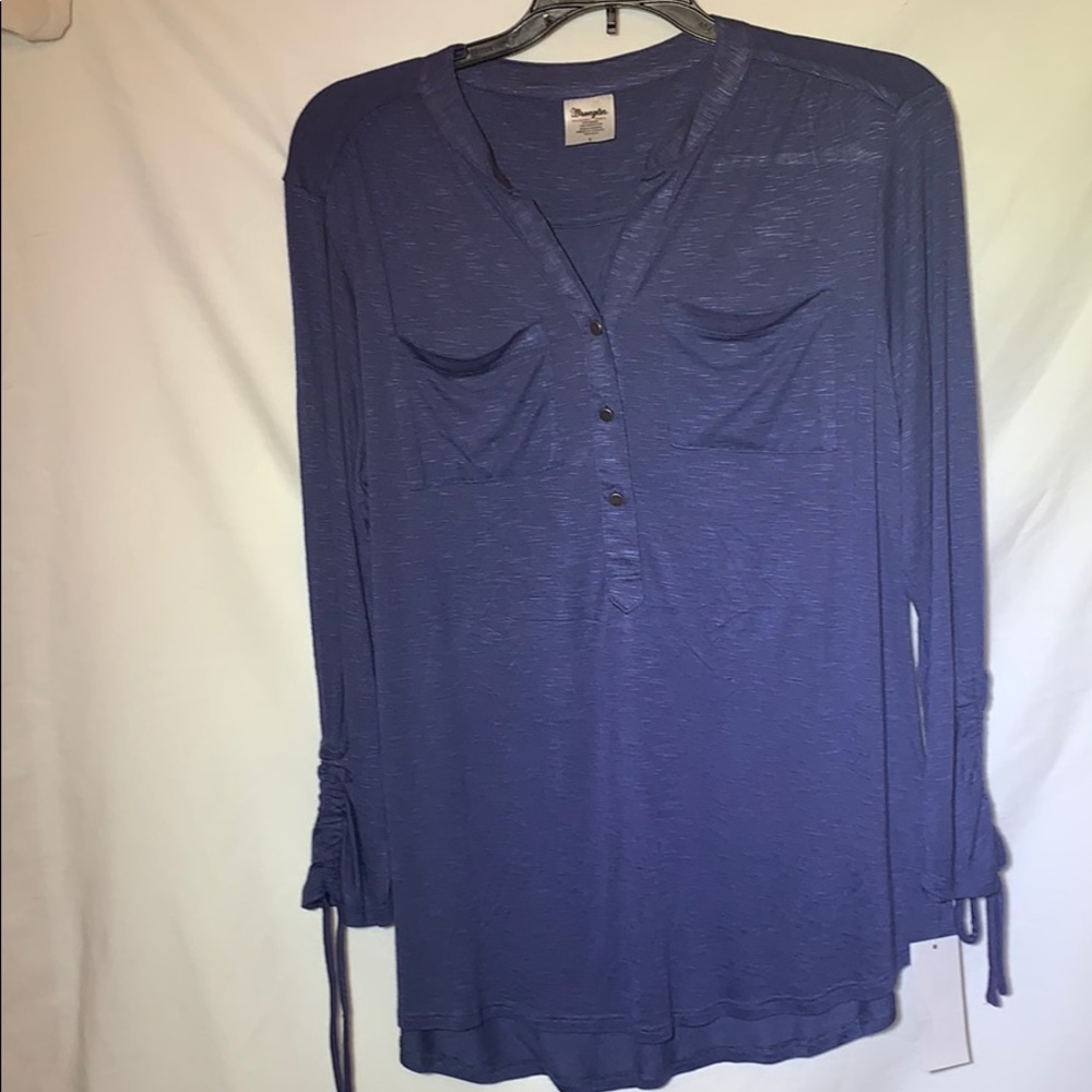 Wrangler 3/4th sleeve three button Shirt Blue NWT